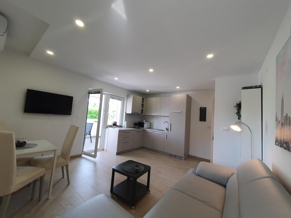 Apartmani Melanie Poreč Extérieur photo