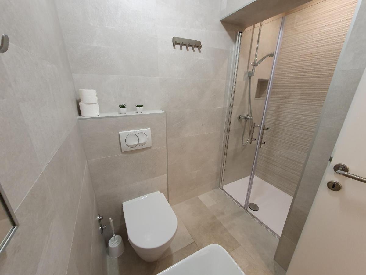 Apartmani Melanie Poreč Extérieur photo