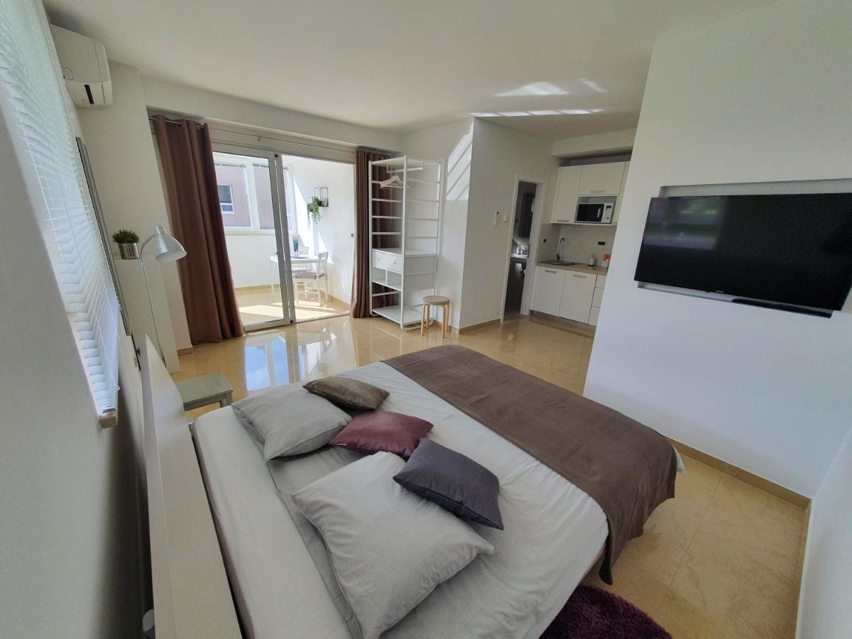 Apartmani Melanie Poreč Extérieur photo
